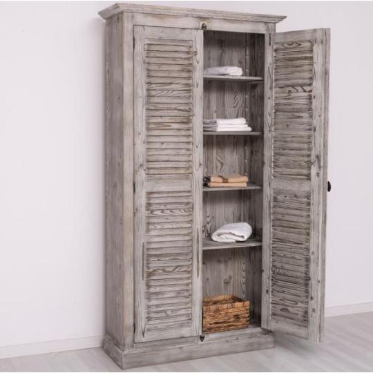 mediterran lamellas szurke ruhasszekreny polcos tomorfa vintage country antikolt akasztos haloszoba szekreny haloszoba gardrob szekreny klasszikus butor videki balaton.jpg